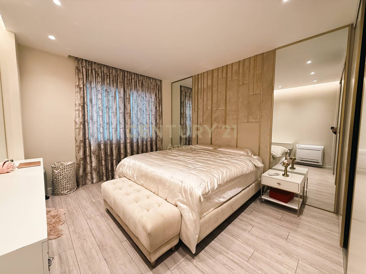 JEPET ME QIRA APARTAMENT 2+1 TE KOPSHTI ZOLOGJIK