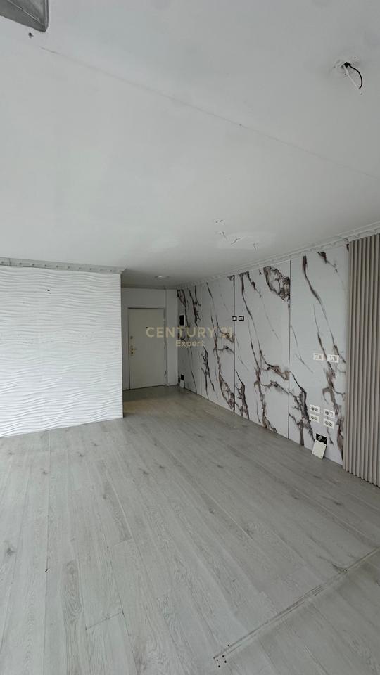 Ambient Komercial ne Shitje tek 21 Dhjetori