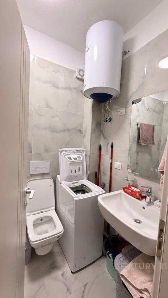 SHITET APARTAMENT 1+1 NE GOLEM,NDERTIM I RI!