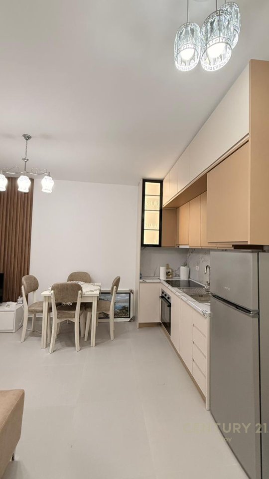 SHITET APARTAMENT 1+1 NE GOLEM,NDERTIM I RI!