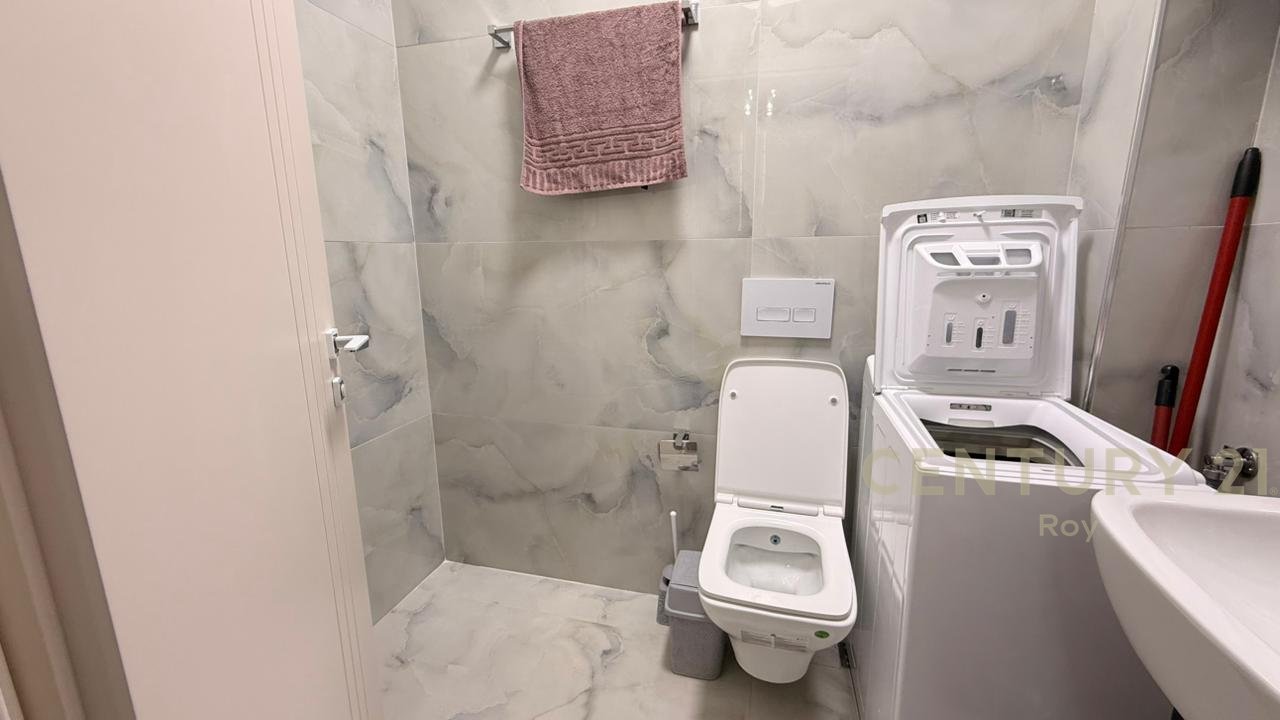 SHITET APARTAMENT 1+1 NE GOLEM,NDERTIM I RI!