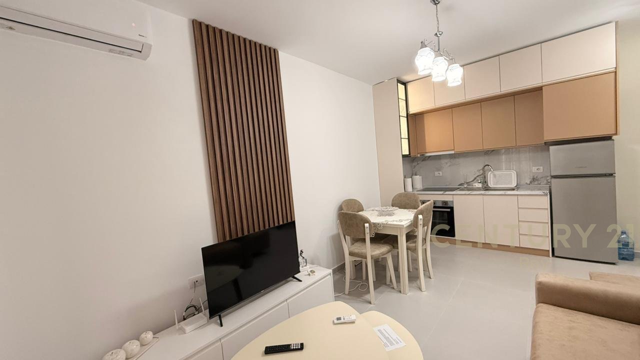 SHITET APARTAMENT 1+1 NE GOLEM,NDERTIM I RI!