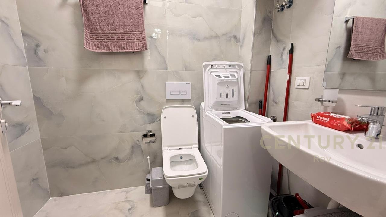 SHITET APARTAMENT 1+1 NE GOLEM,NDERTIM I RI!