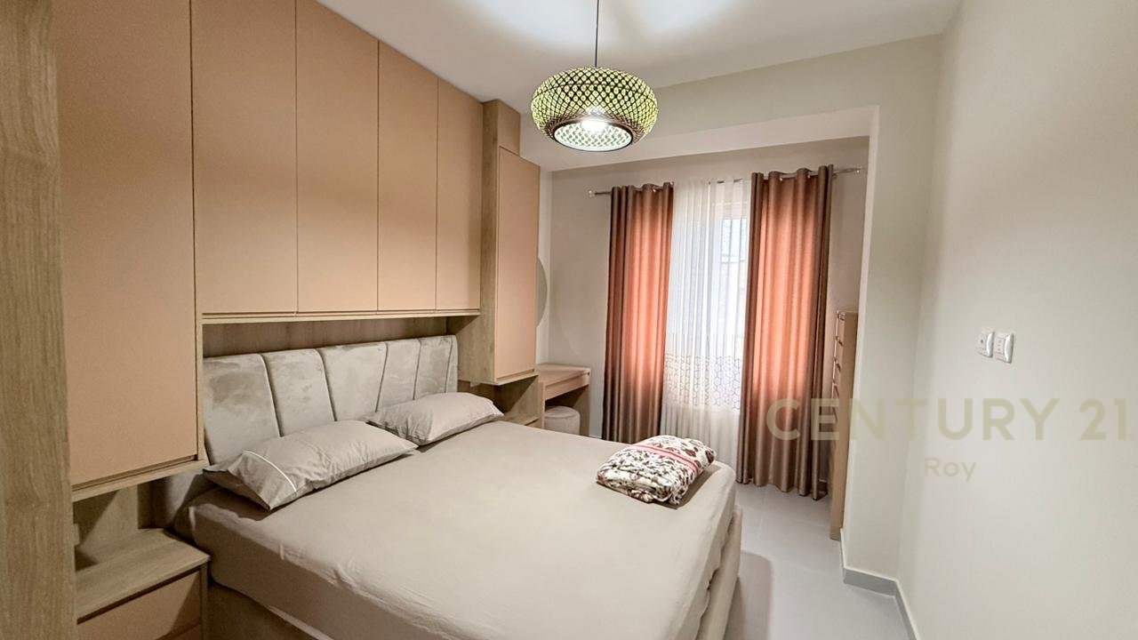 SHITET APARTAMENT 1+1 NE GOLEM,NDERTIM I RI!