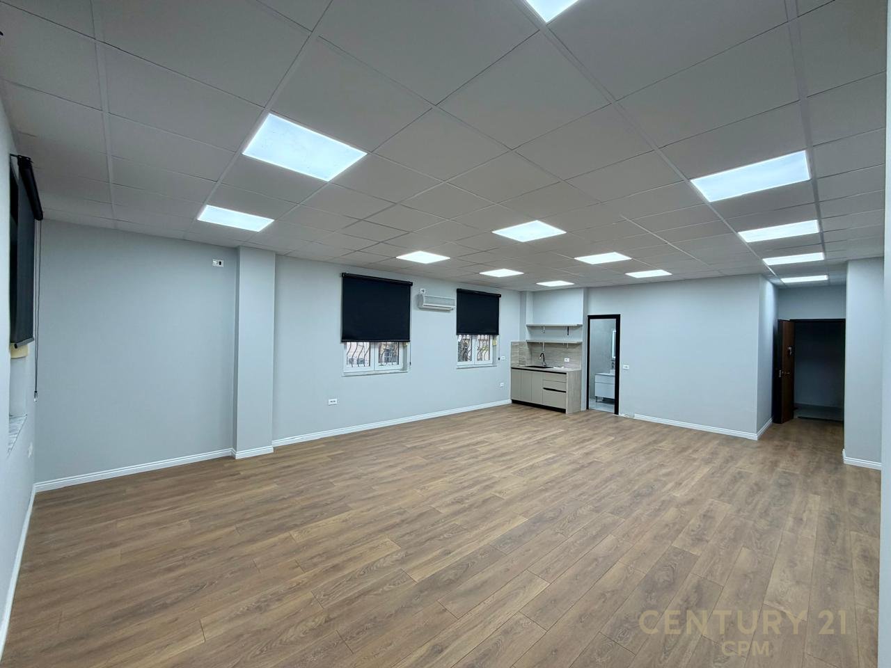 PERBALLE TOPTANIT, ZYRE OPEN SPACE PER QIRA!