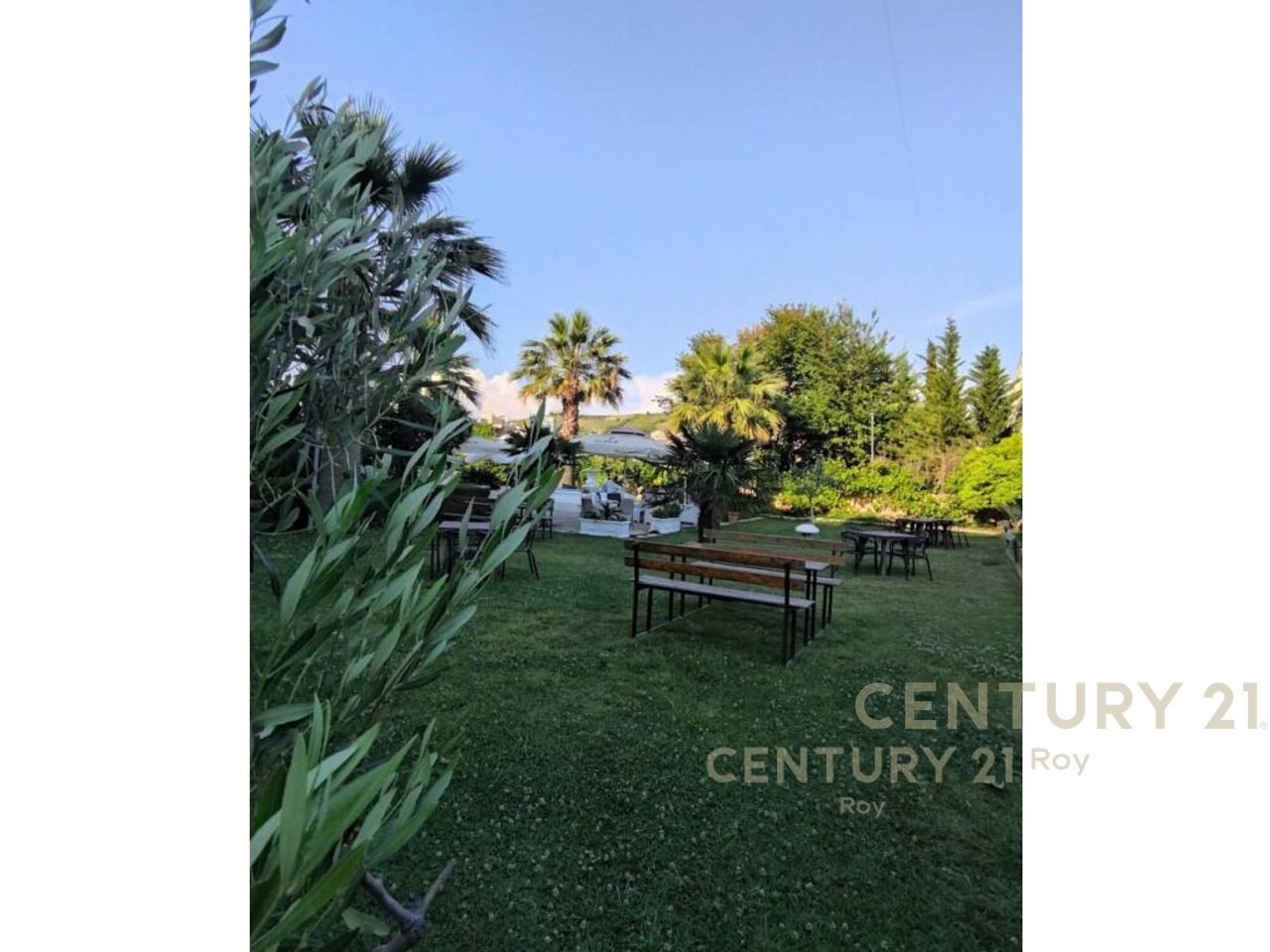 SHITET HOTEL ME 31 DHOMA NE GOLEM!