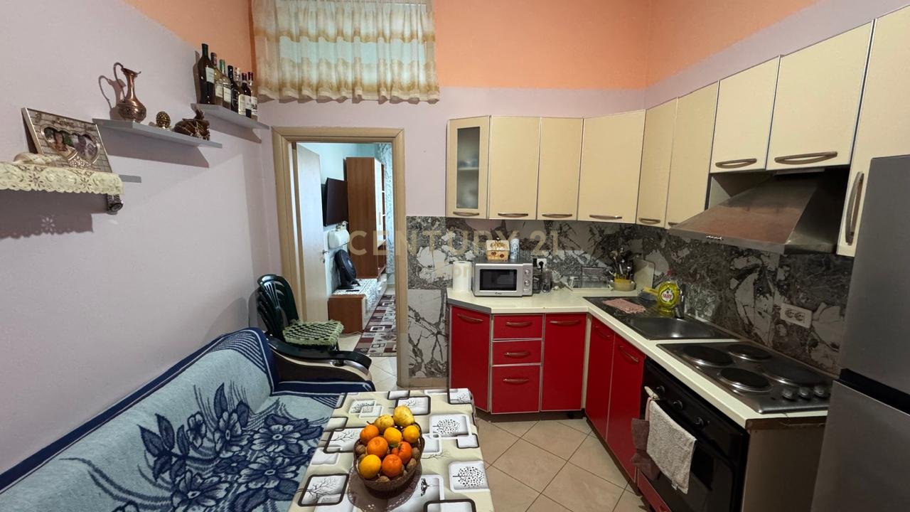 SHITET GARSONIERE PRANE MUZEUMIT!