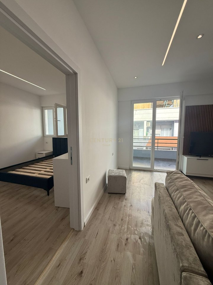 APPARTAMENTO 1+1 IN VENDITA A VLORE - VICINO ALLA CASERMA DEI POMPIERI!!