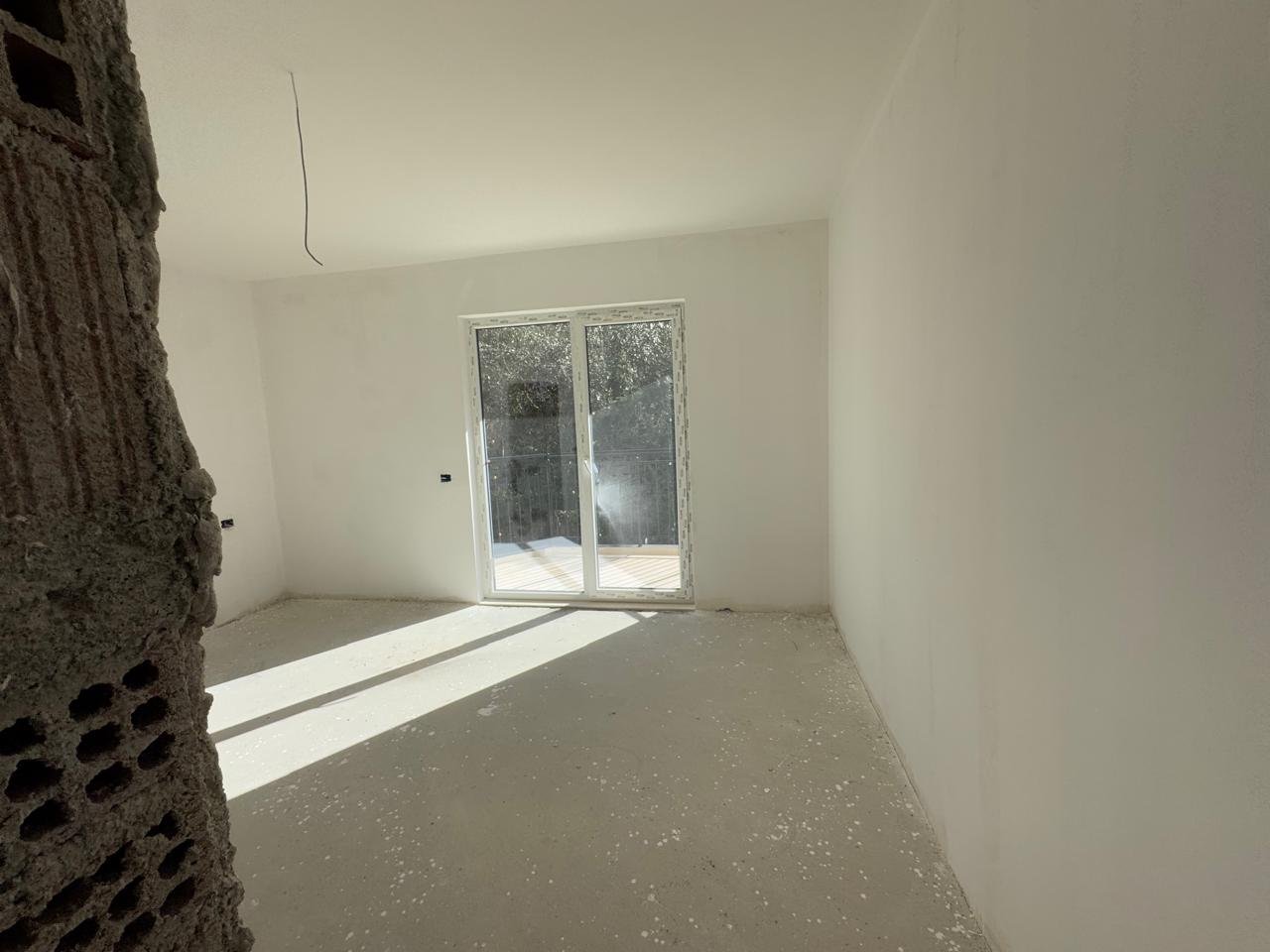 SHITET APARTAMENT 2+2 NE UJIN E FTOHTE!