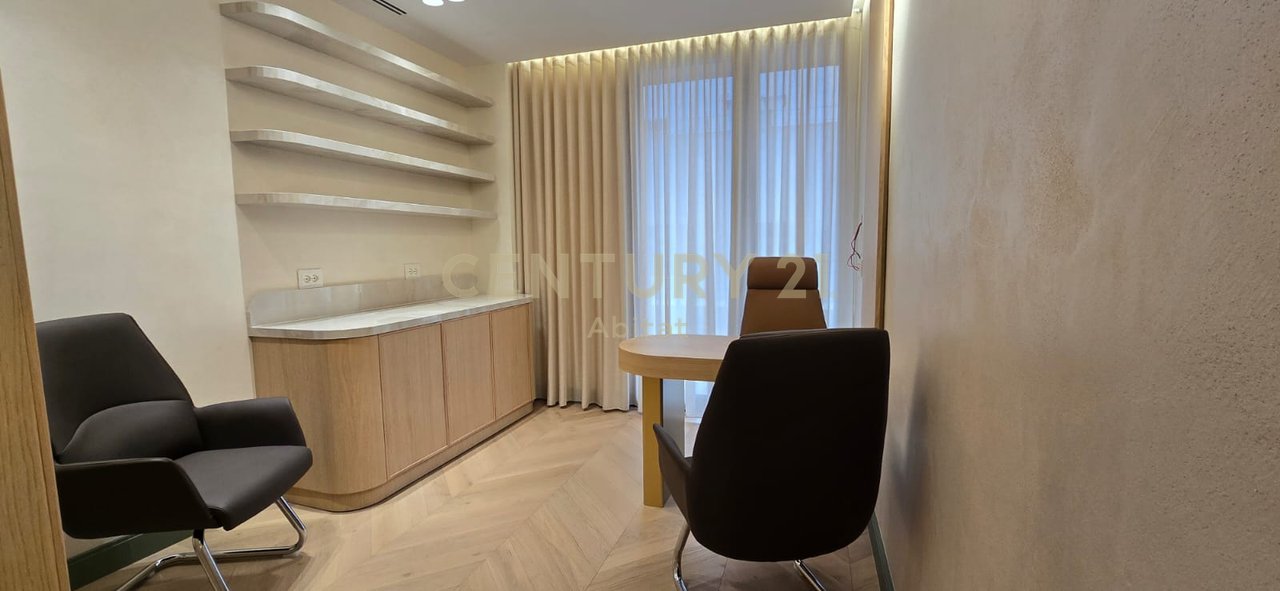 JEPET AMBIENT SUPER PREMIUM PËR KLINIKË OSE ZYRË – RESIDENCA ALTANA