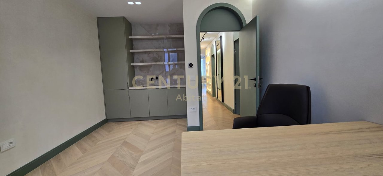 JEPET AMBIENT SUPER PREMIUM PËR KLINIKË OSE ZYRË – RESIDENCA ALTANA