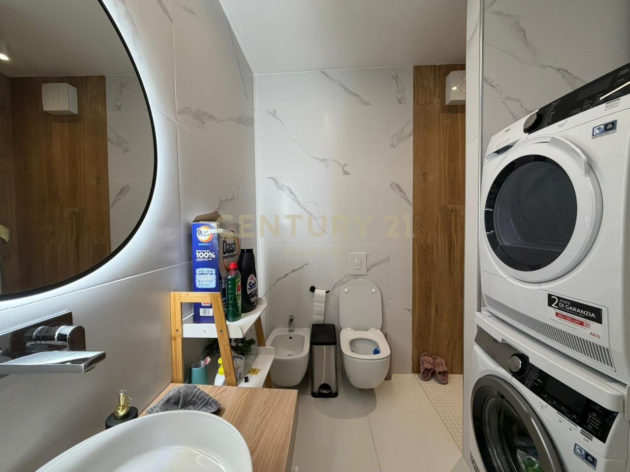 SHKOZE, SHESIM PENTHOUSE 3+1+2 ME VERANDE