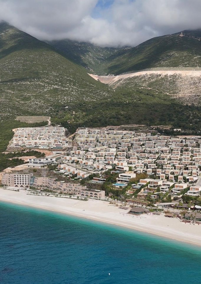 !OFFER! FOR SALE 1+1 APARTMENT WITH VERANDA/STORAGE/PARKING SPACE – GREEN COAST 2, PALASË!