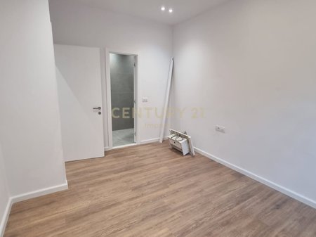 Apartment 2+1+2 For Sale in Botanical Zoological Garden, Tirana - €200,000!