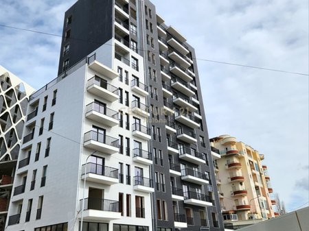 Apartament Ekskluziv 1+1 pranë Vlora Marina