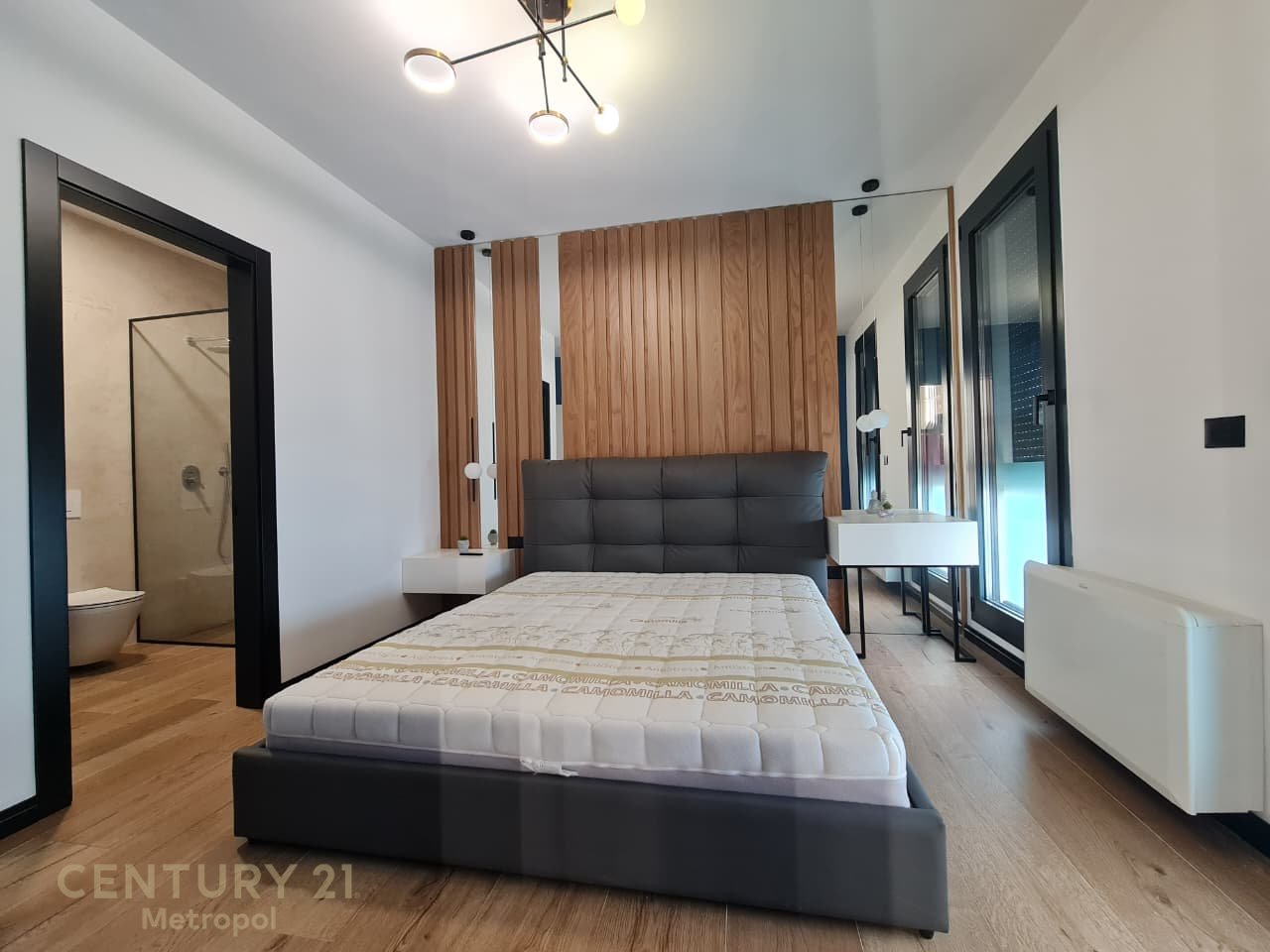 Apartment 3+1+2 parking spaces for Rent with Veranda, near TEG Shopping Center offered!