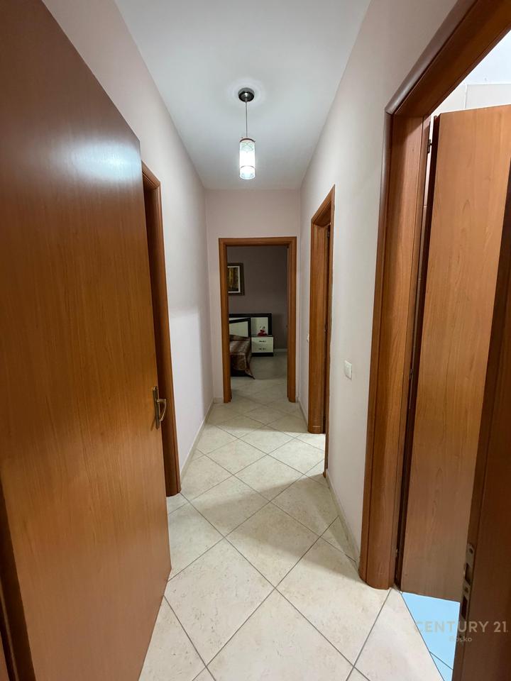 Jepet me qira apartament 2+1+2 – Yzberisht (pas Big Market)