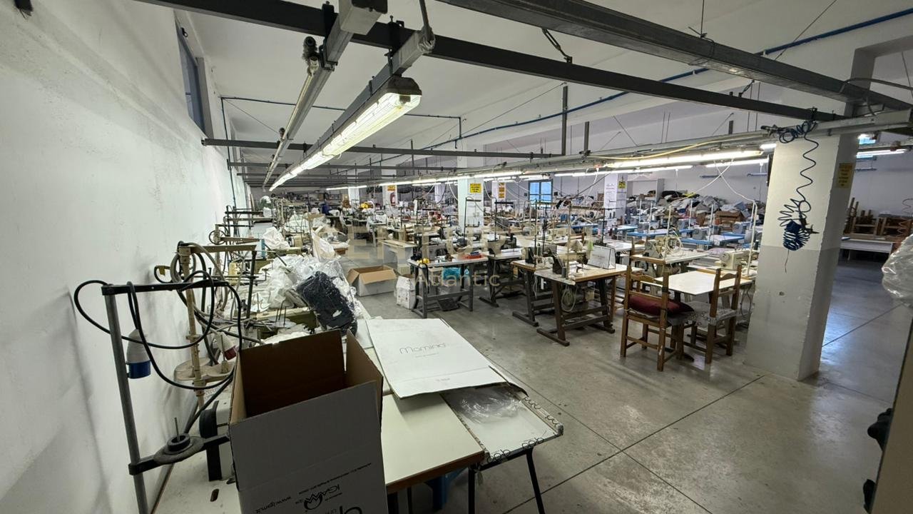 Shitet Aktiviteti Rrobaqepsi Ne Shkozet