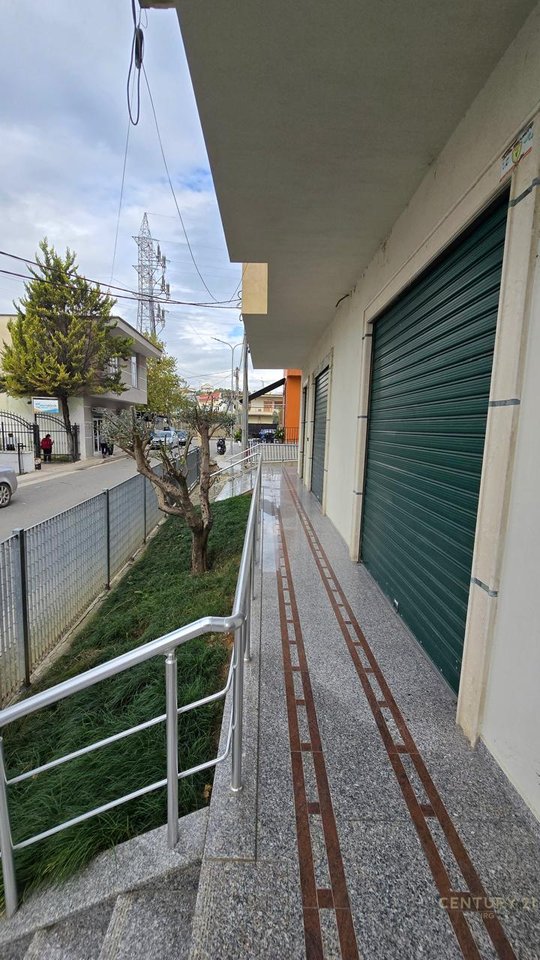 JEPET ME QIRA GODINE TRE KATESHE NE PASKUQAN.