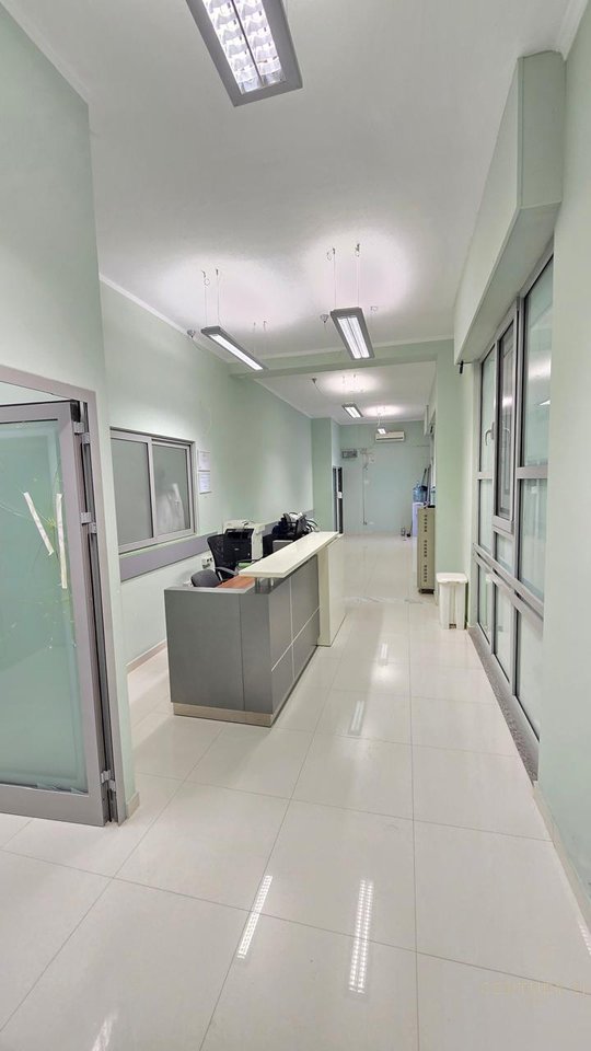 JEPET ME QIRA GODINE TRE KATESHE NE PASKUQAN.