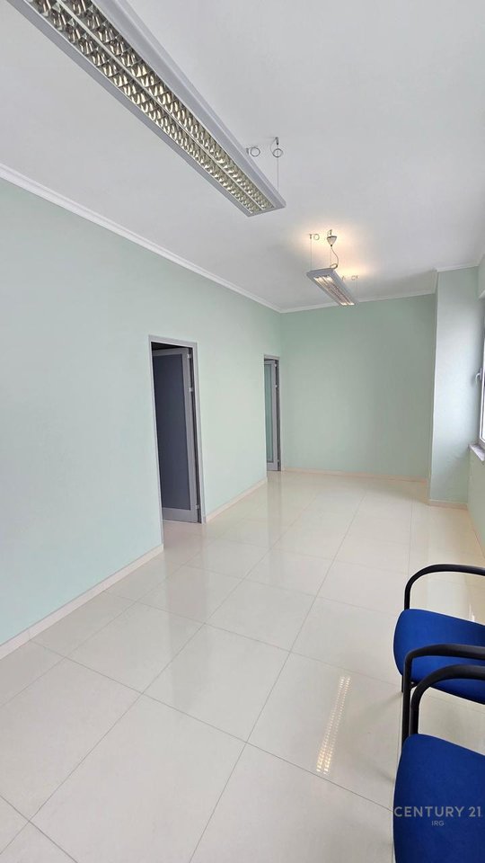 JEPET ME QIRA GODINE TRE KATESHE NE PASKUQAN.