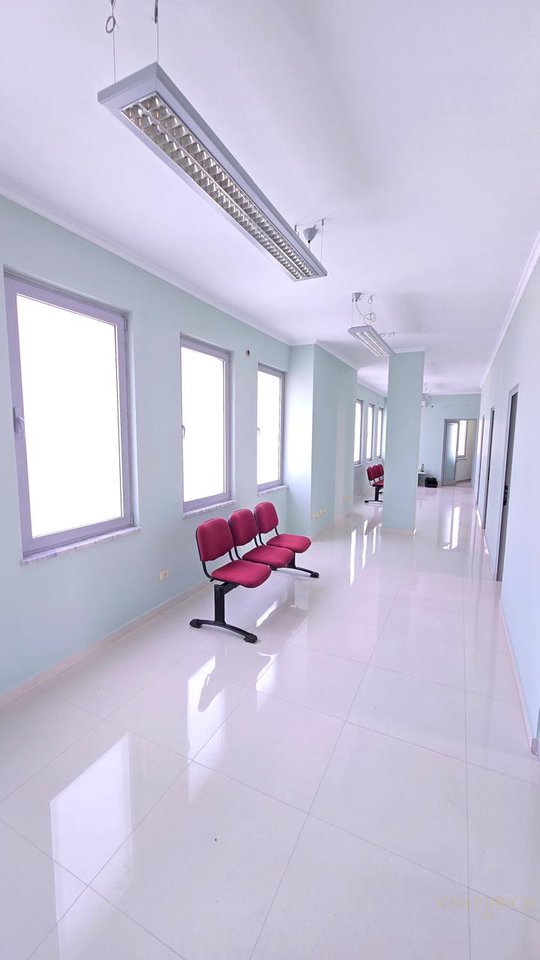 JEPET ME QIRA GODINE TRE KATESHE NE PASKUQAN.