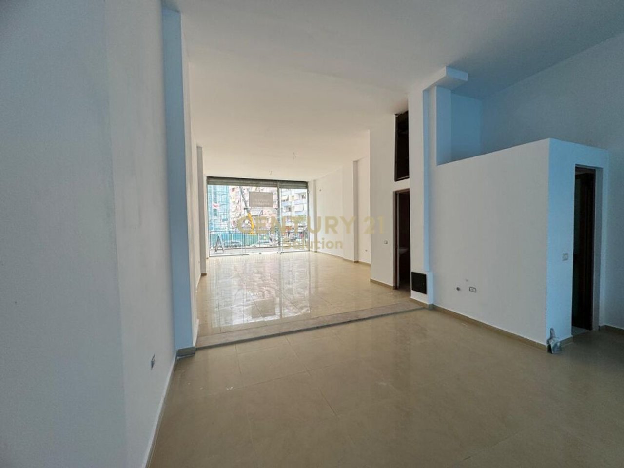 COMMERCIAL PREMISES FOR SALE ON MIGJENI BOULEVARD!