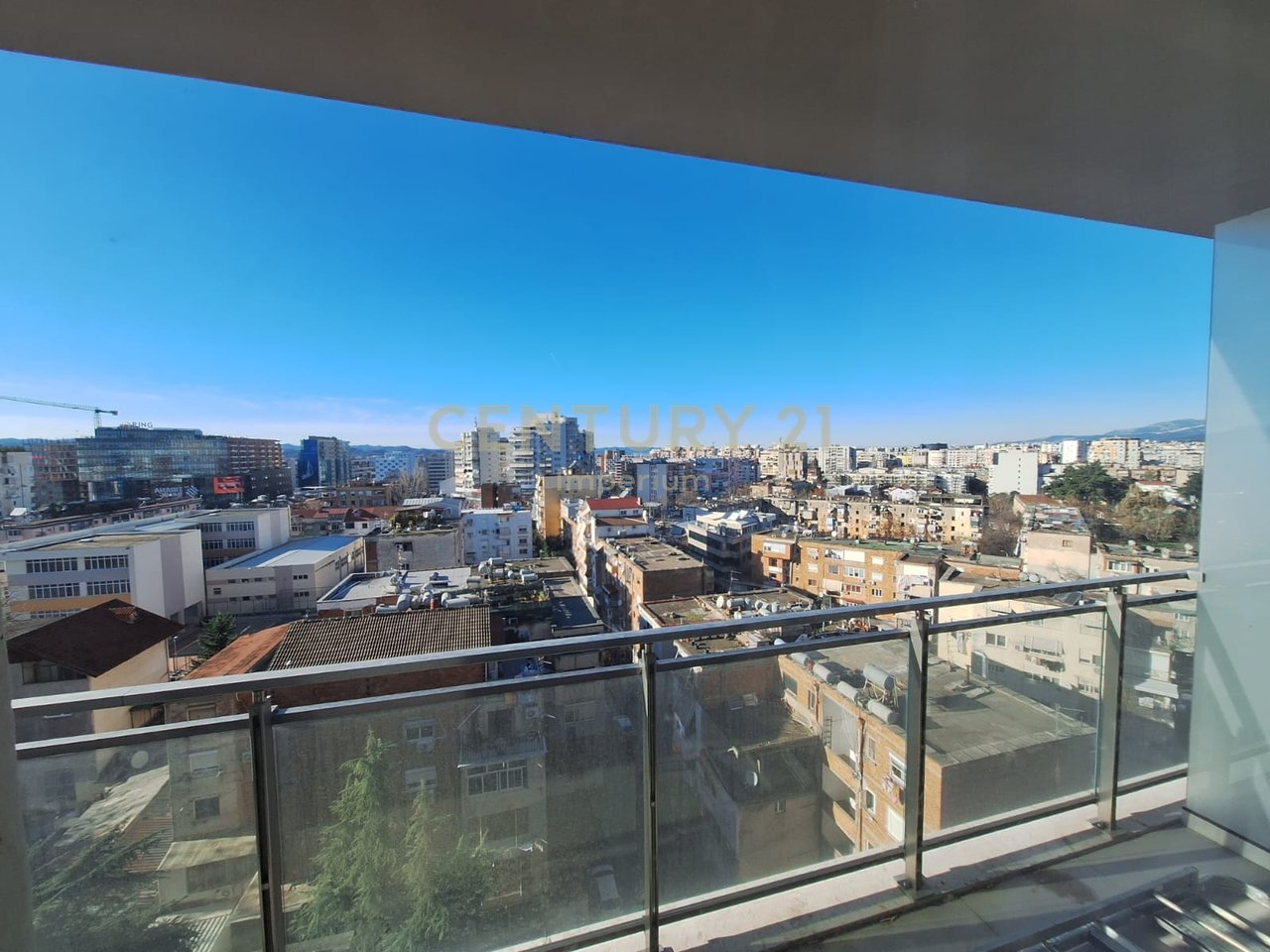 Apartament 1+1 Me Qira në Sheshi Willson, Tirana e Re - 650€