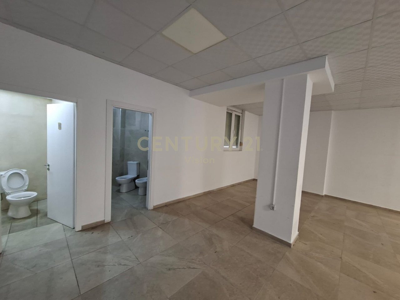 Shitet Ambient Biznesi prane Katedrales Shkoder