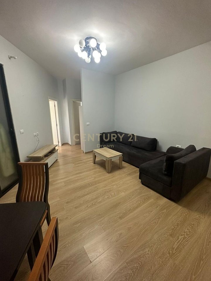 COMMERCIAL UNIT FOR SALE AT PHARMACY 10