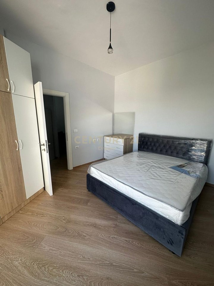 COMMERCIAL UNIT FOR SALE AT PHARMACY 10