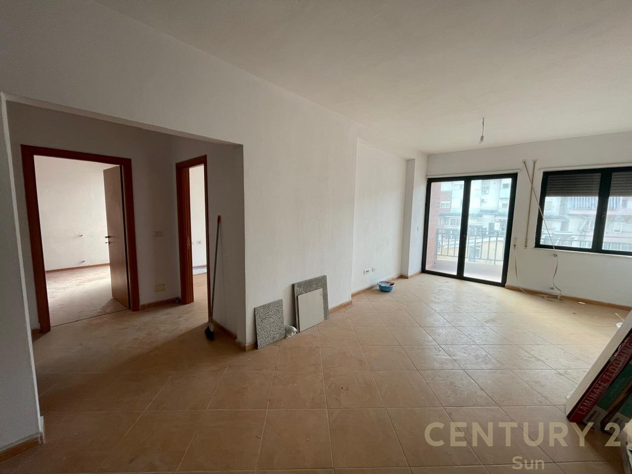 Apartment 3+1+2 bathrooms + 3 balconies for sale, never lived in, above the Kristal center, 135 m²!!!