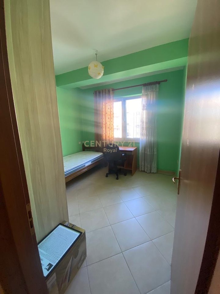 In Affitto Appartamento 2+1+2 – Zogu i Zi