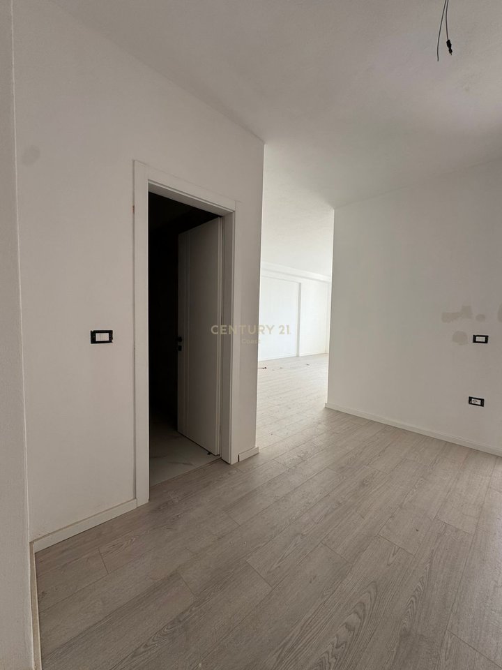 1+1 Apartment in New Exclusive Project in Lungomare 2 – Ideal Investment Opportunity