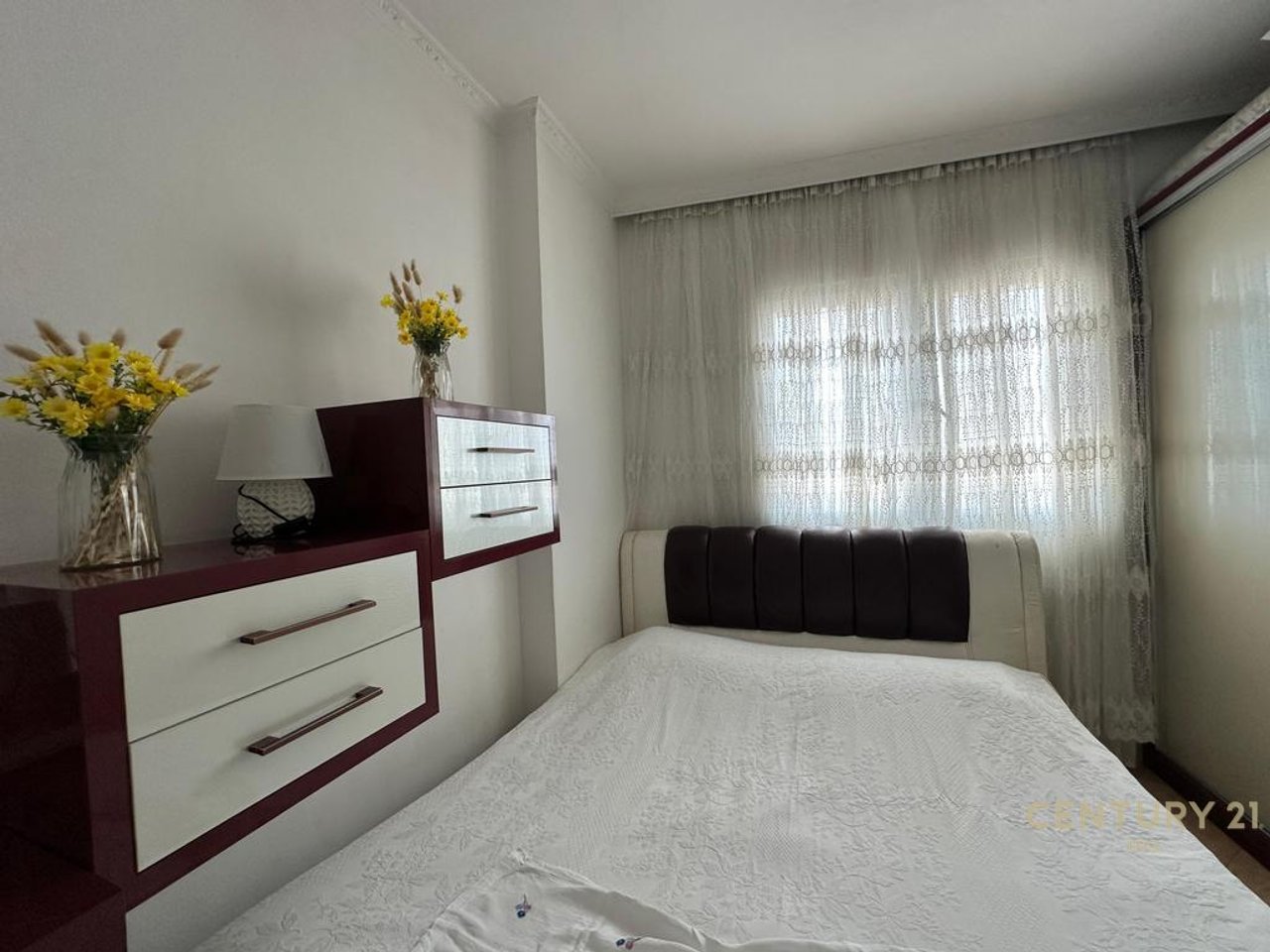 Shitet apartament 1+1, prane Bar-Oslo ne Astir!