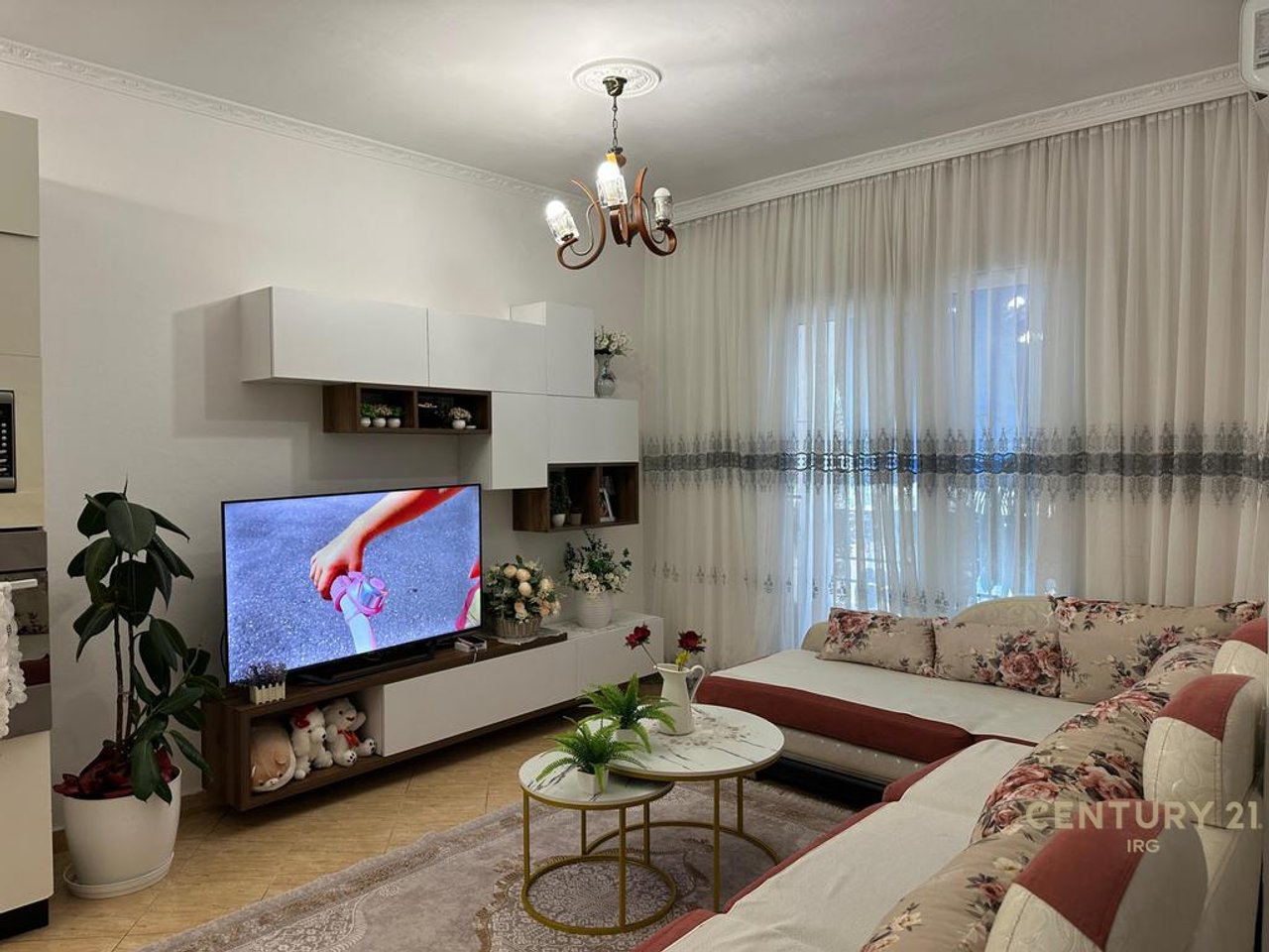 Shitet apartament 1+1, prane Bar-Oslo ne Astir!