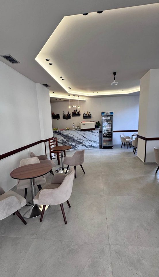 Bar / Restorant 1+1 Në Shitje në Kinostudio, Tiranë - 140000€ | 50 m²