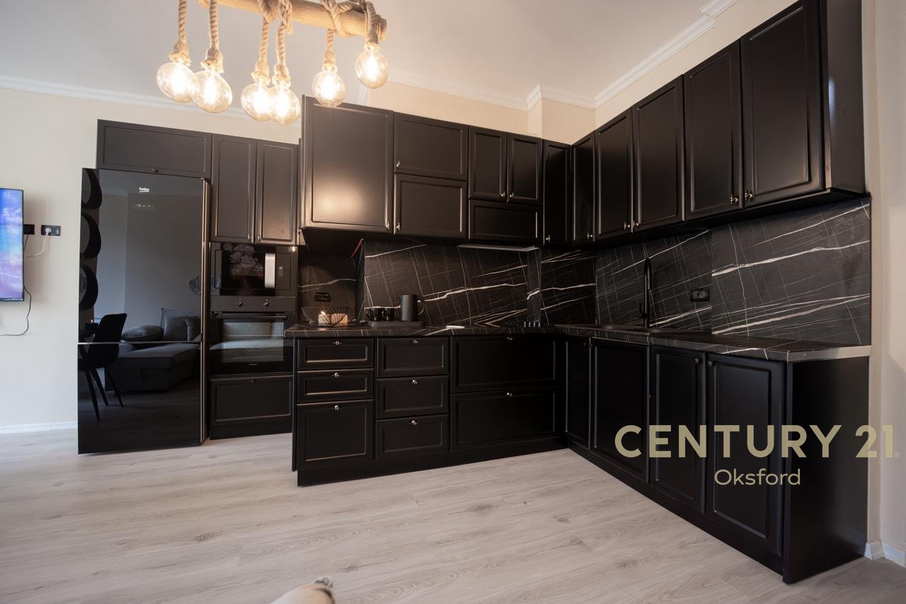 EKSKLUZIVE ! SHESIM APARTAMENT TE INVESTUAR 1+1+POST PARKIMI, NE DHERMI!