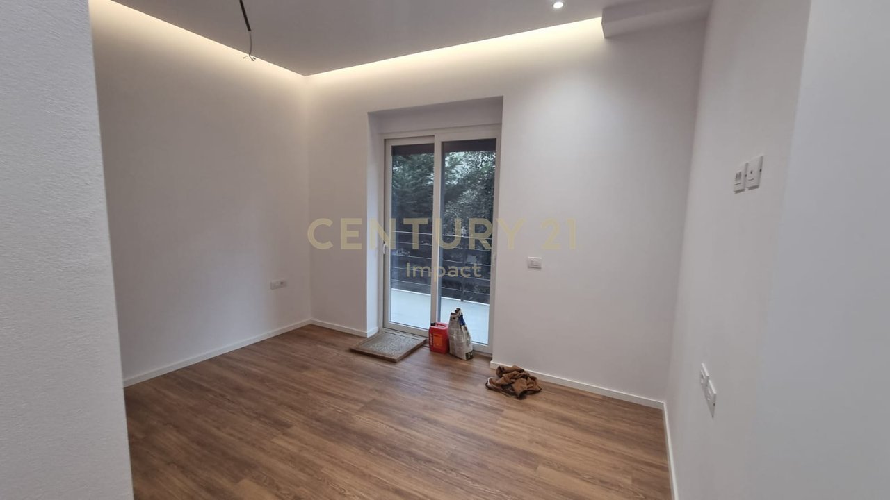 Apartament 2+1+2 ne Shitje tek Liqeni i Thate, Tiranë - 220,000€ | 102.32 m²