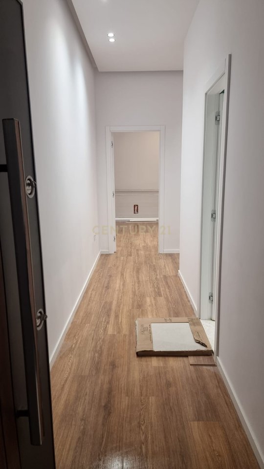 Apartament 2+1+2 ne Shitje tek Liqeni i Thate, Tiranë - 220,000€ | 102.32 m²