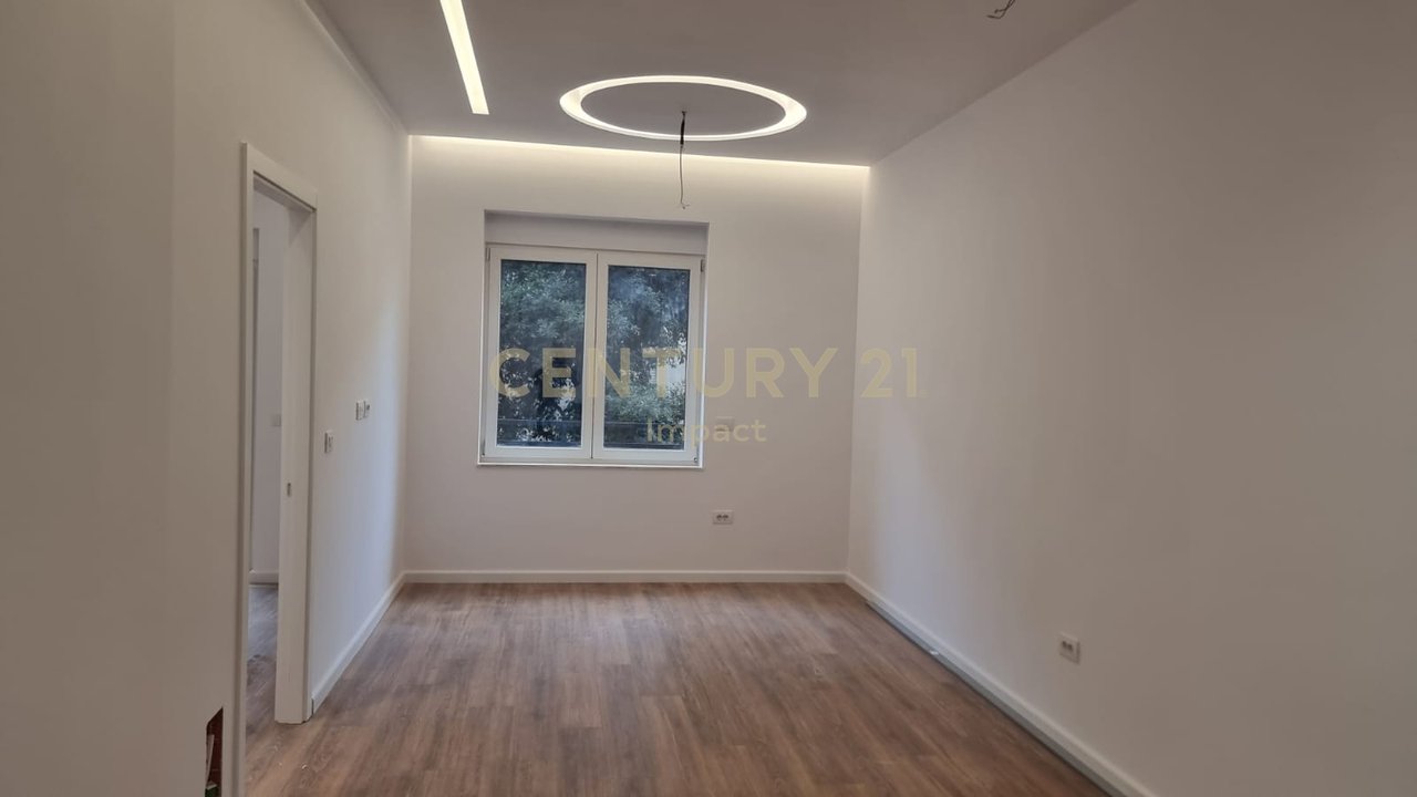 Apartament 1+1 Për Shitje Liqeni i Thate, Tiranë - 150,000.00€ | 73.5 m²