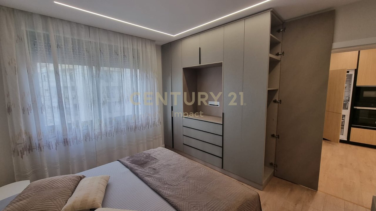 Appartamento 2+1 in affitto a Komuna e Parisit, Via Medar Shtylla, Tirana - 900€!