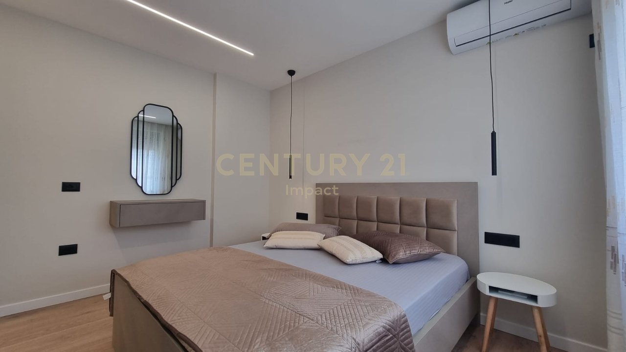 Appartamento 2+1 in affitto a Komuna e Parisit, Via Medar Shtylla, Tirana - 900€!