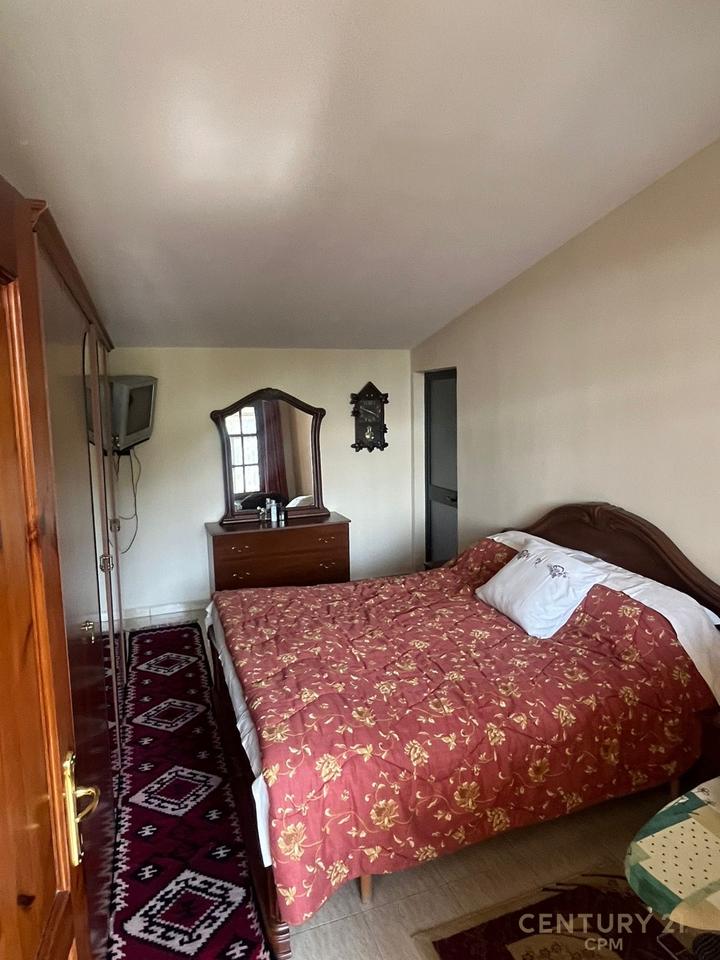 VILË TRADICIONALE ME QIRA – PETRELË