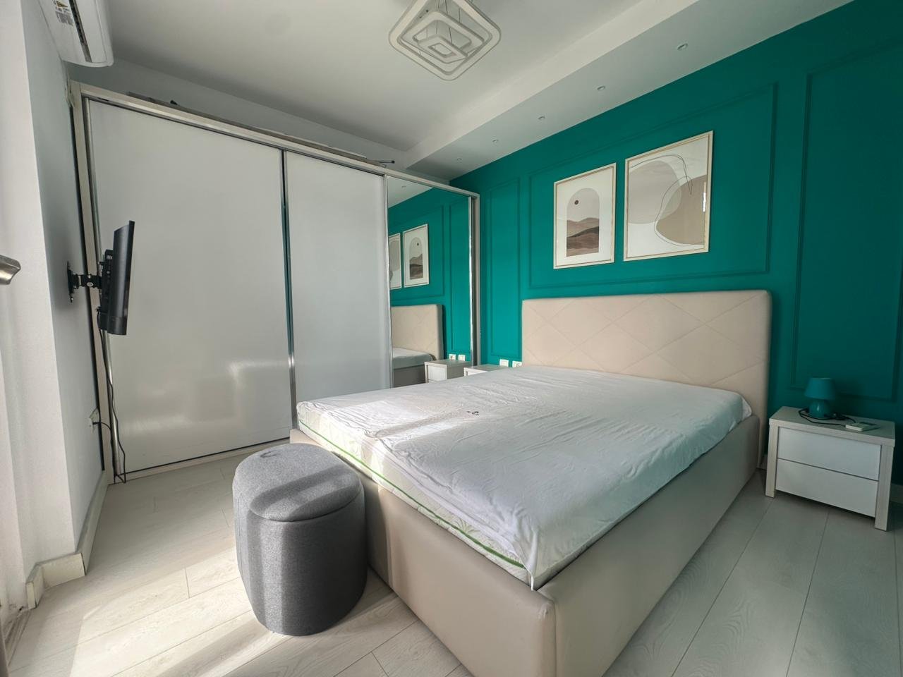 Train Station, selling 1+1 apartment