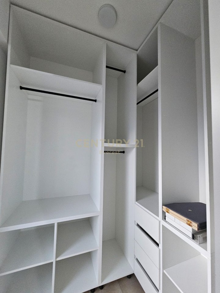 XHAMLLIKU, APARTAMENT 2+1+2+PARKIM PER QIRA