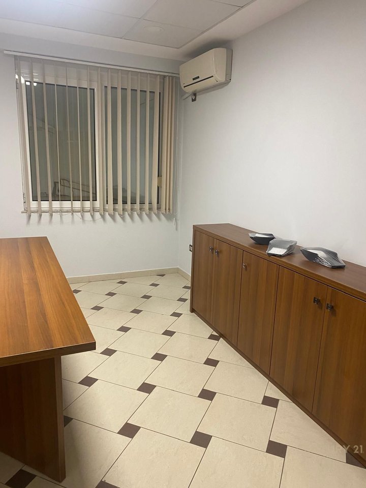 UFFICIO IN AFFITTO - ISH BLOK, TIRANA