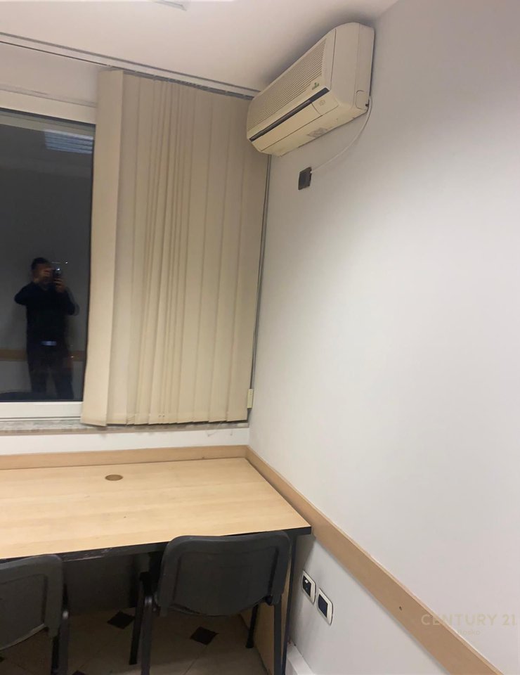 UFFICIO IN AFFITTO - ISH BLOK, TIRANA