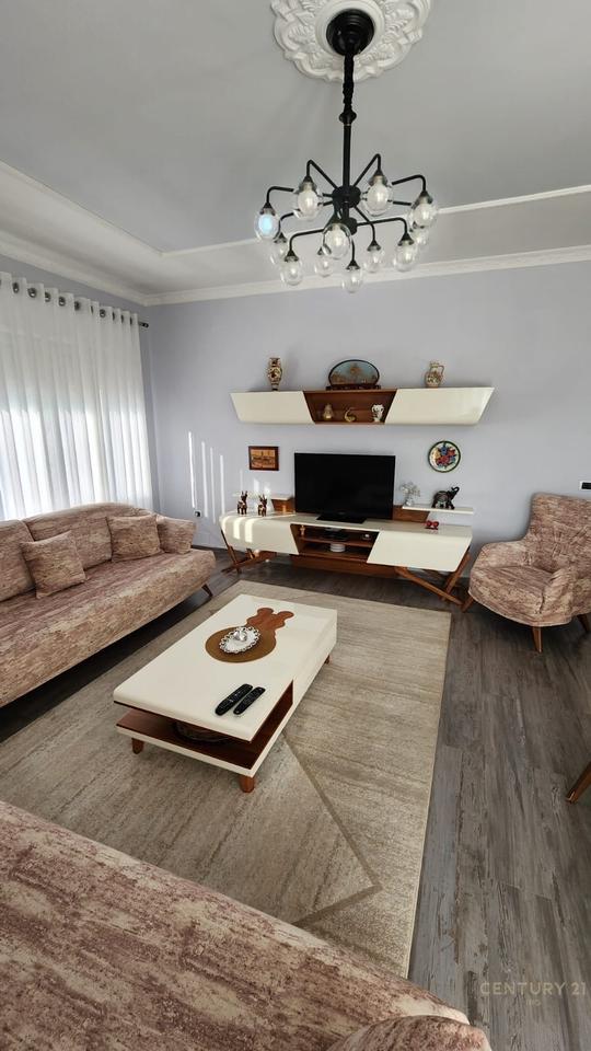 Apartament 3+1+2 post parkimi per qera tek Kopshti Zoologjik
