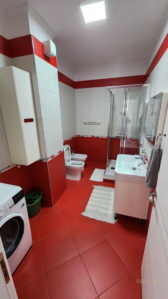 Apartament 3+1+2 post parkimi per qera tek Kopshti Zoologjik